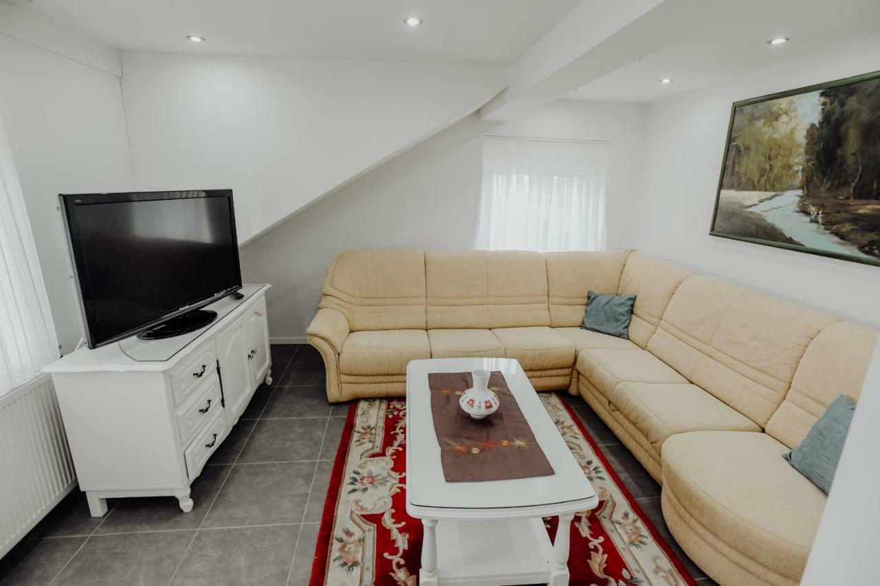 Apartman Slavonia Ðakovo Exterior foto